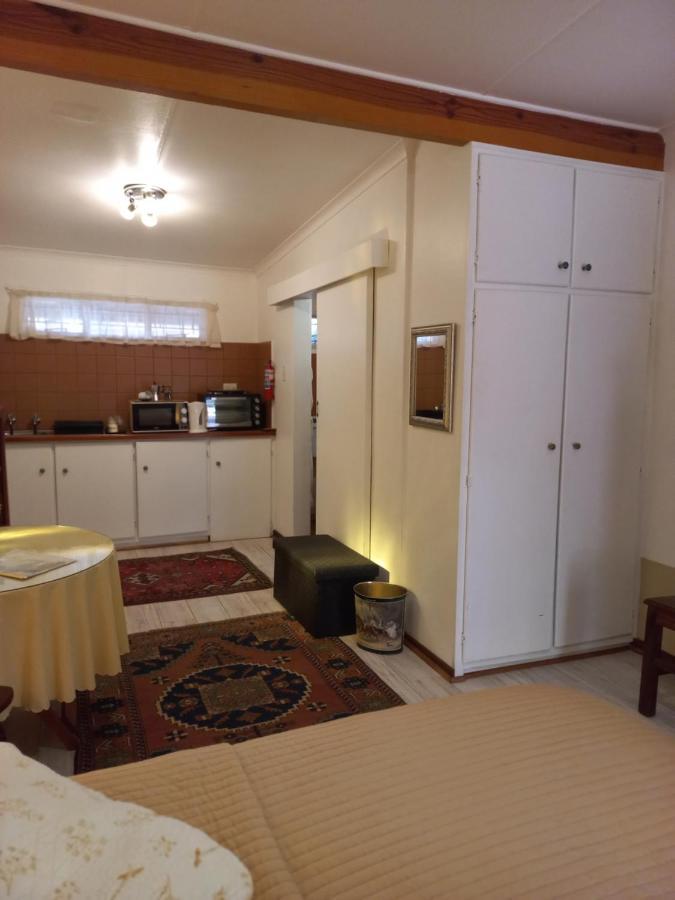 A La Fugue Hotell Upington Exteriör bild