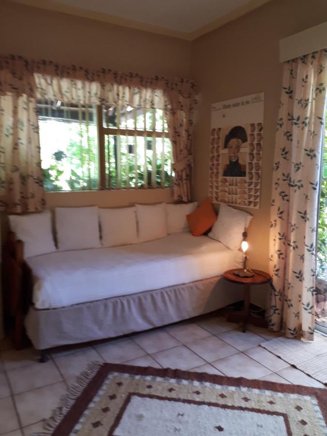 A La Fugue Hotell Upington Exteriör bild